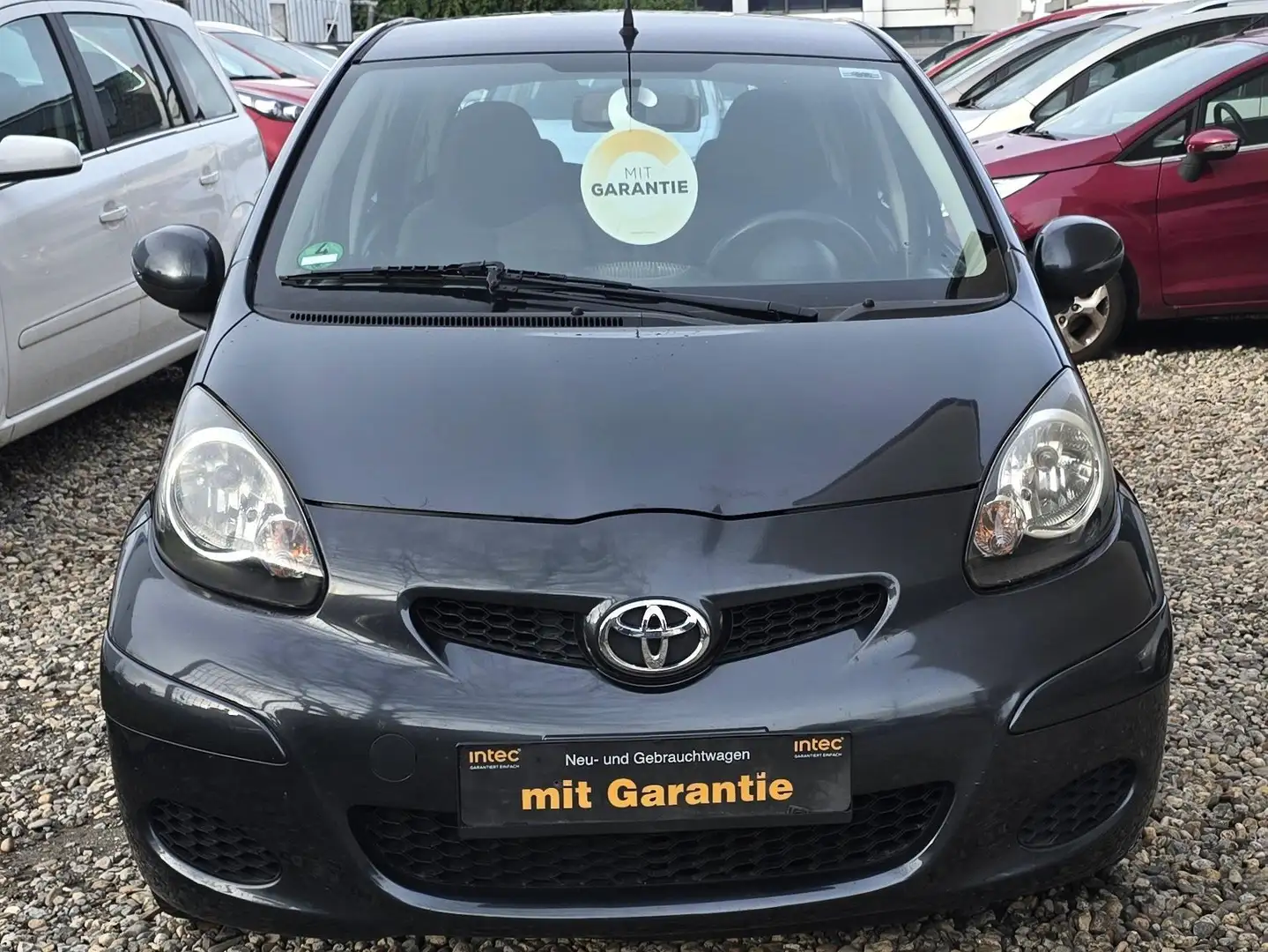Toyota Aygo Cool Grau - 1