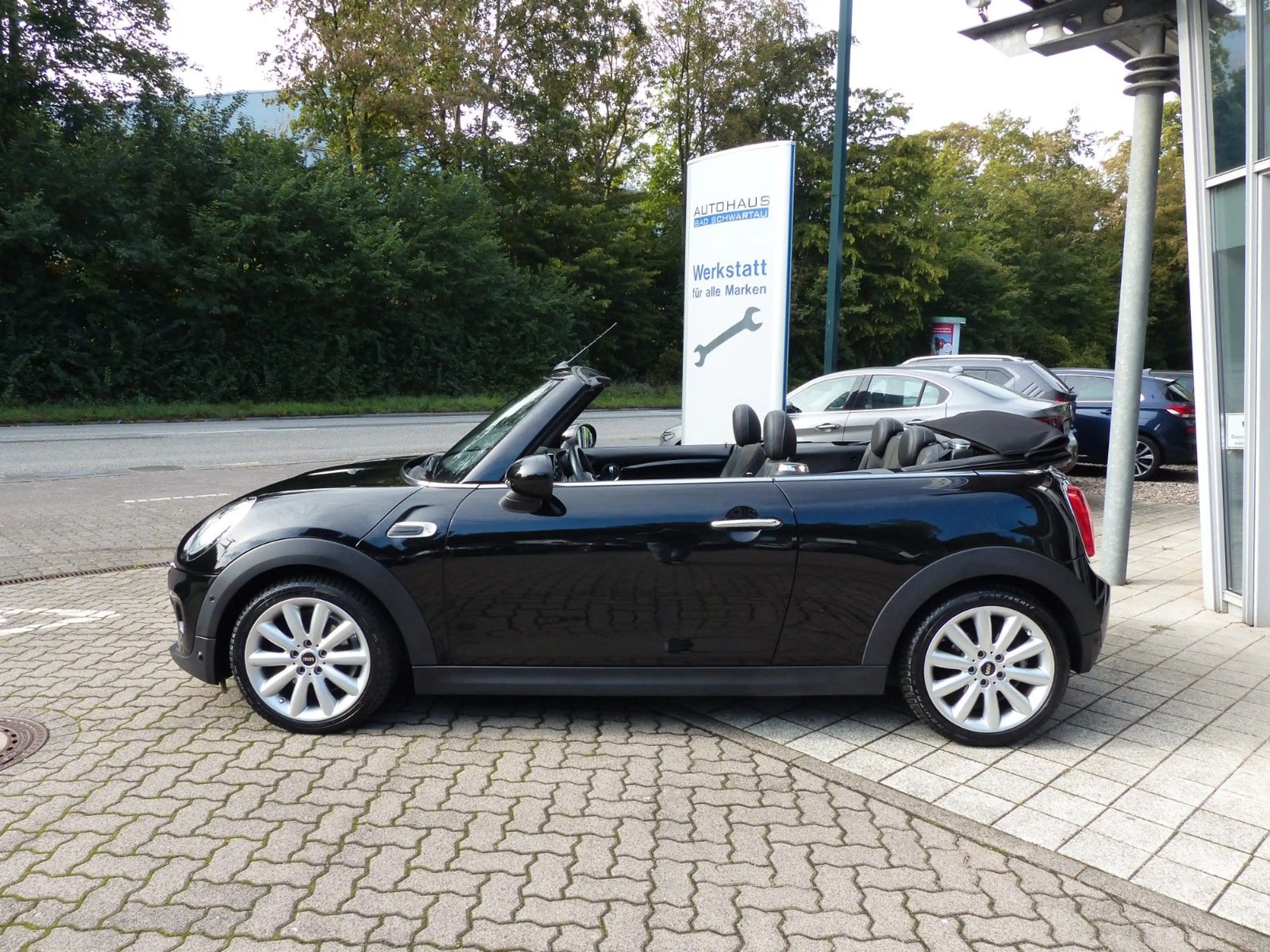 MINI Cooper Cabrio Aut. "Chili",Leder,Navi,LED,29 tkm — photo 6