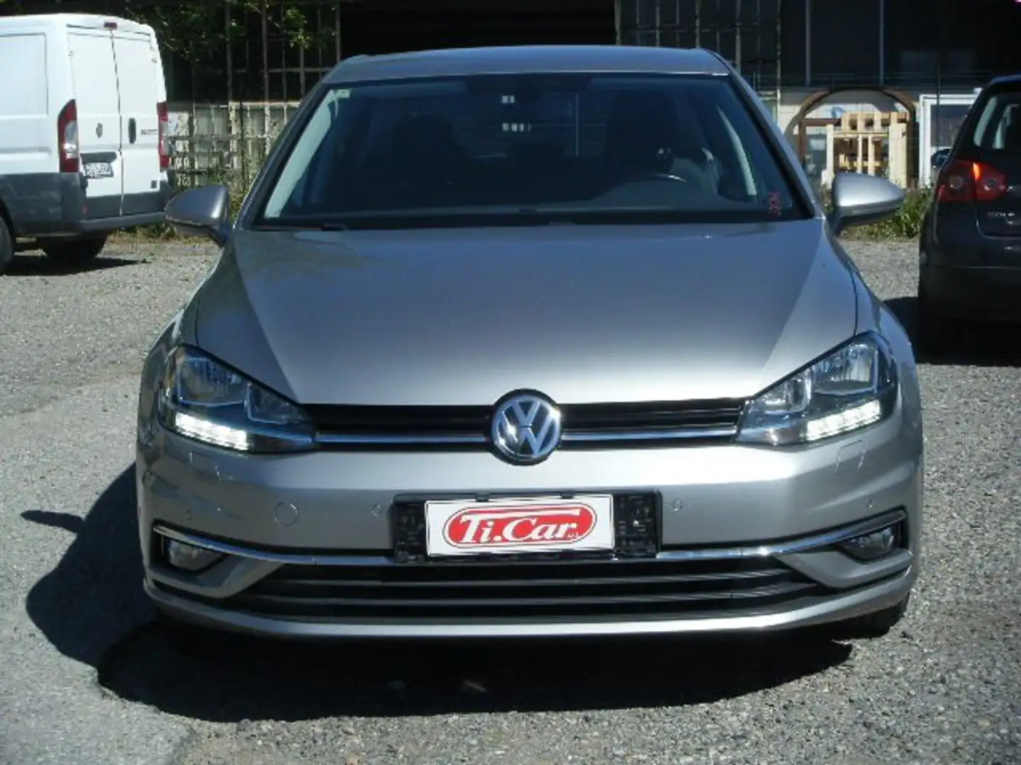 Volkswagen Golf 5p 1.0 Comfortline 115cv Gris - 1