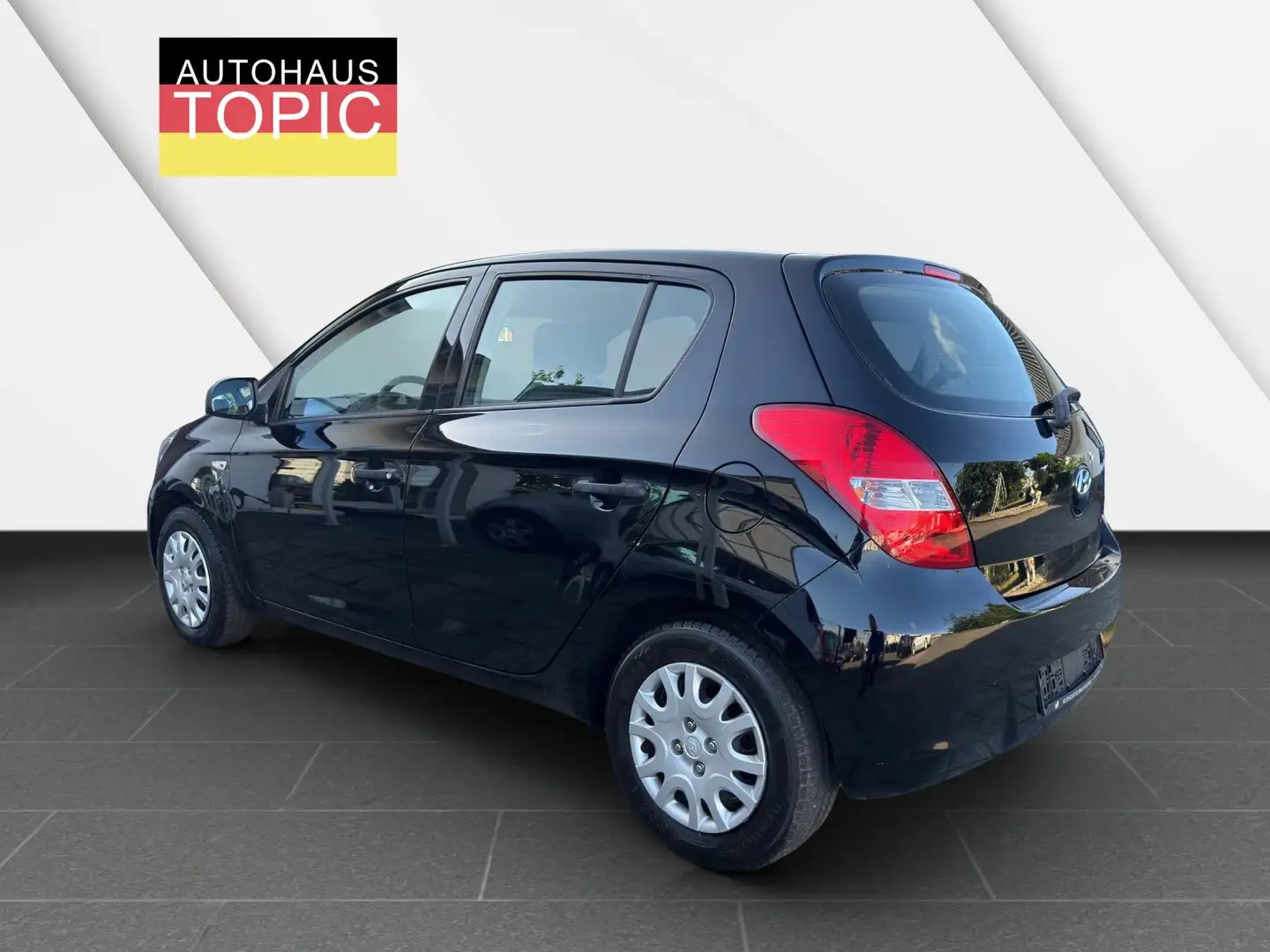 Hyundai i20 1.2 Edition 20 Schwarz - 2