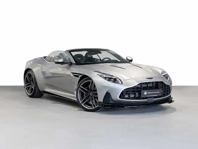 Aston Martin DB12