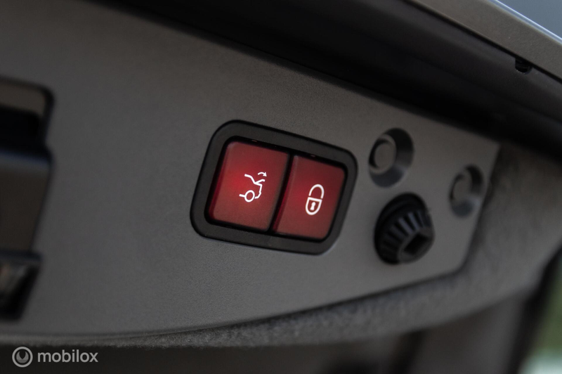 Mercedes-Benz SL 350 — photo 47