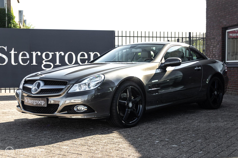 Mercedes-Benz SL 350 — photo 10