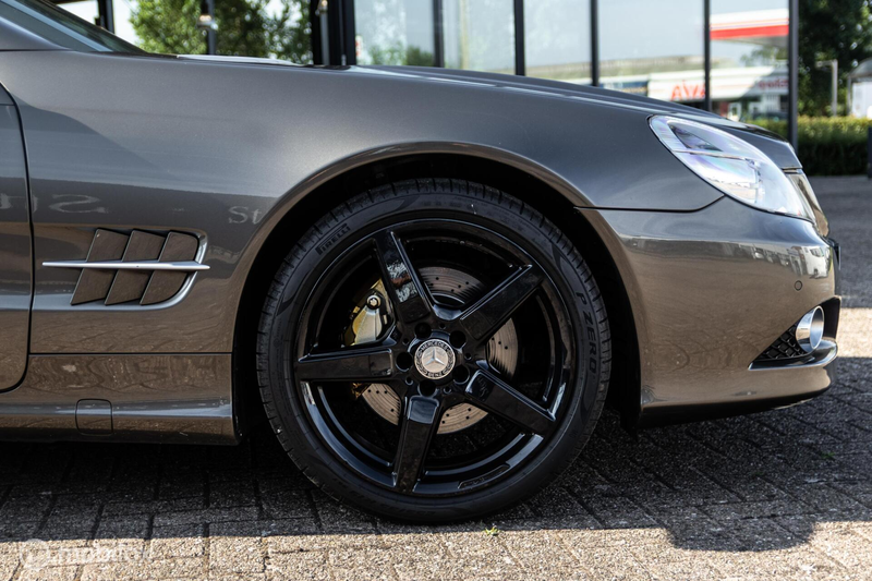 Mercedes-Benz SL 350 — photo 7