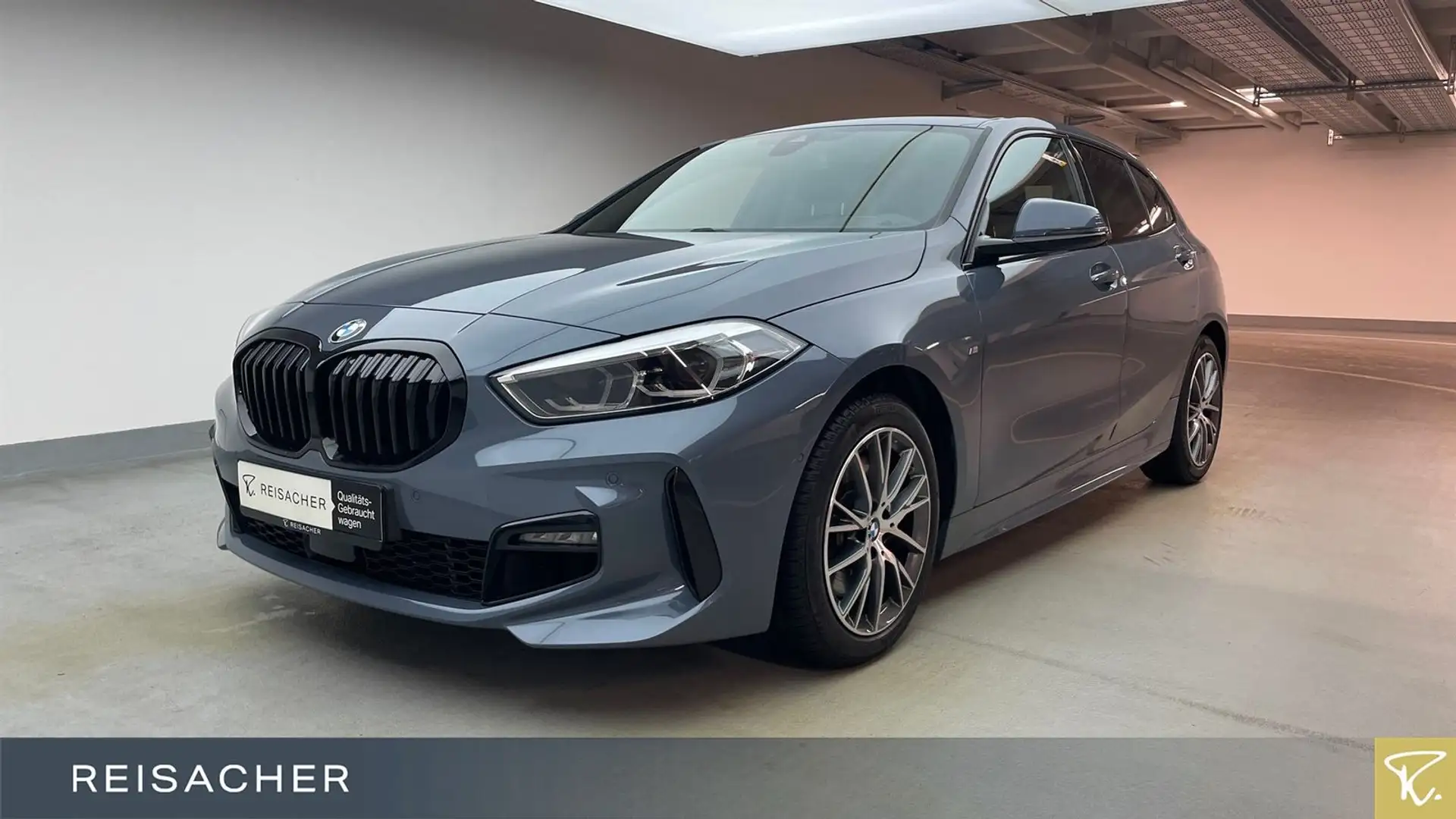 BMW 120 iA M-Sport Pano LkdHz LCProf elHk PA HUD Hifi Grau - 1