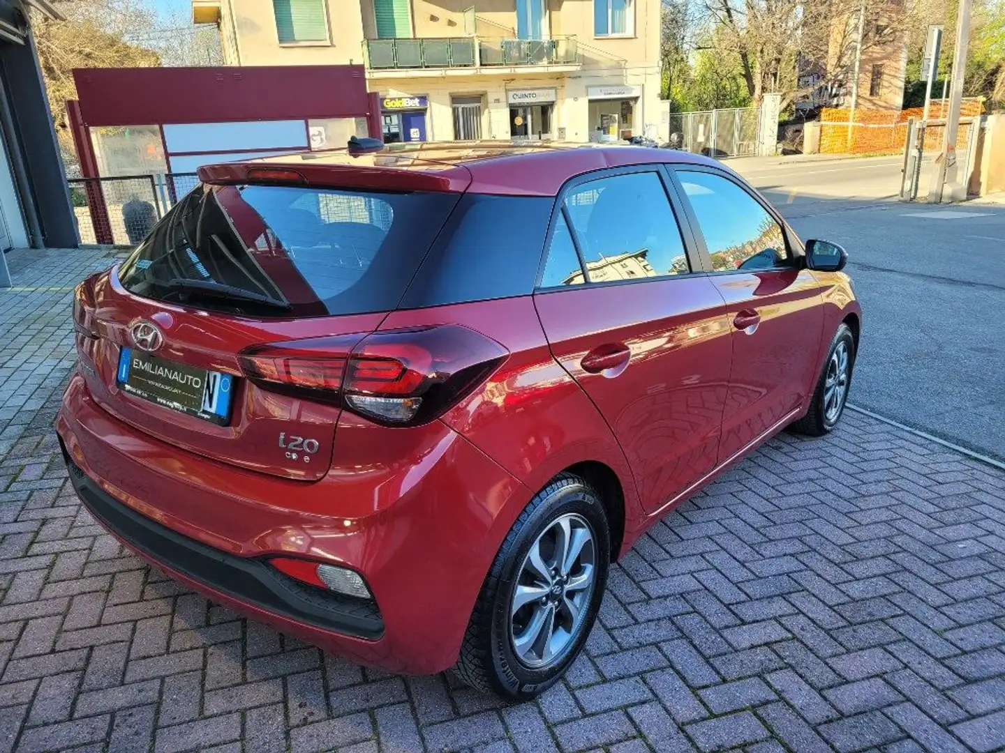 Hyundai i20 1.2 5 porte Econext Connectline Rosso - 2