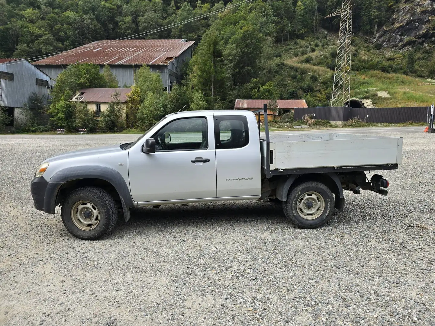 Mazda BT-50 BT-50 2.5 td freestyle cab Active 143cv Silber - 2