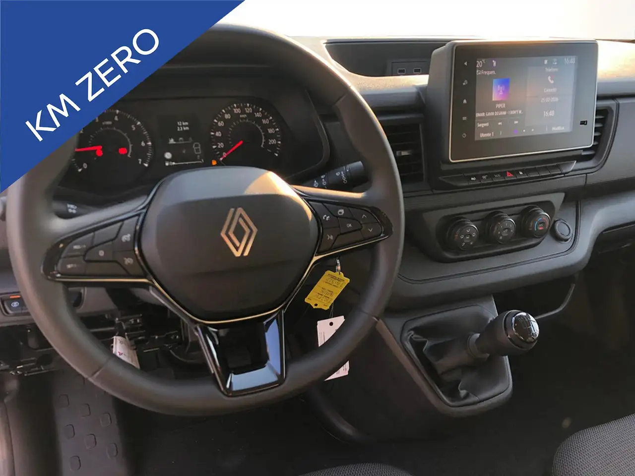 Renault Trafic 2026 — фото 10