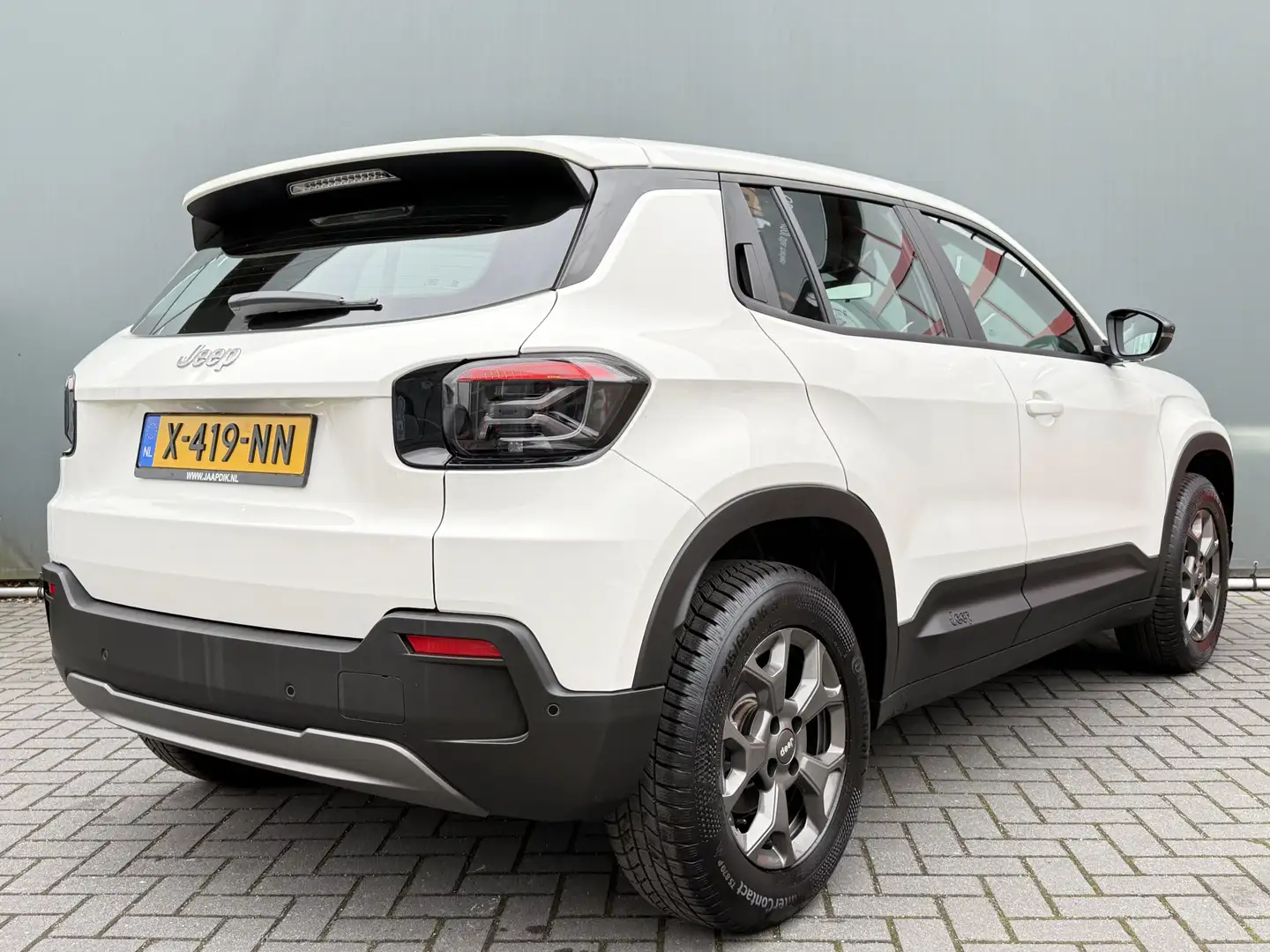 Jeep Avenger BWJ 2024 Longitude 157 PK 54 kWh AUTOMAAT / APPLE Wit - 2