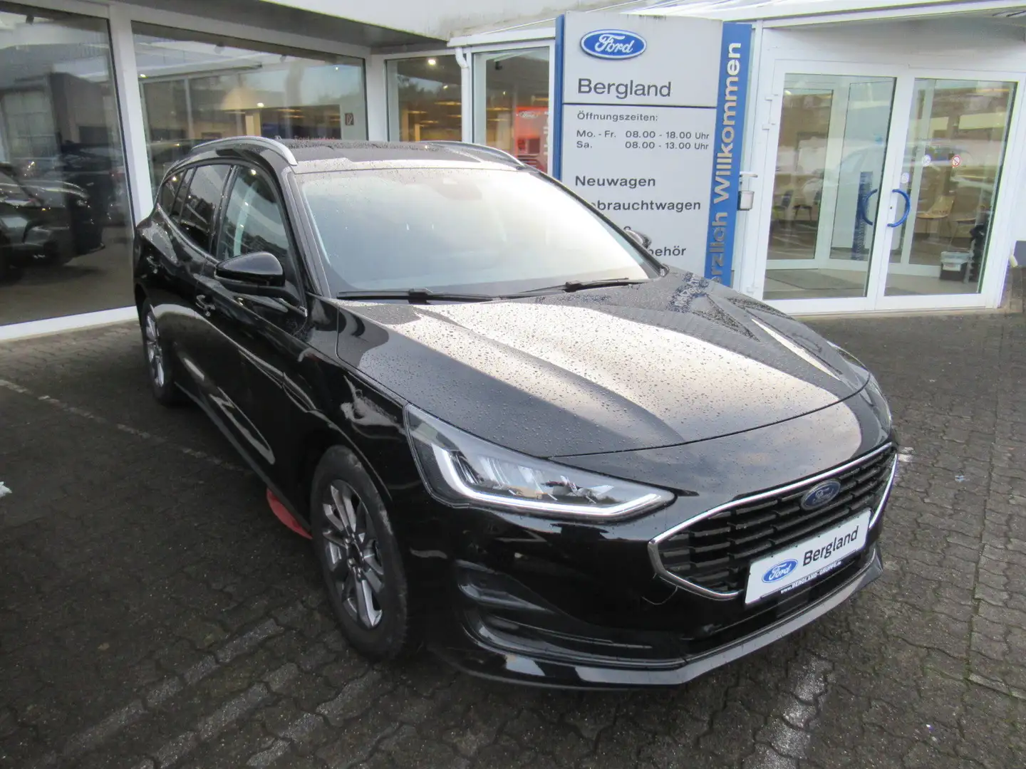 Ford Focus TITANIUM TURNIER 1.0L EB 125PS Schwarz - 2