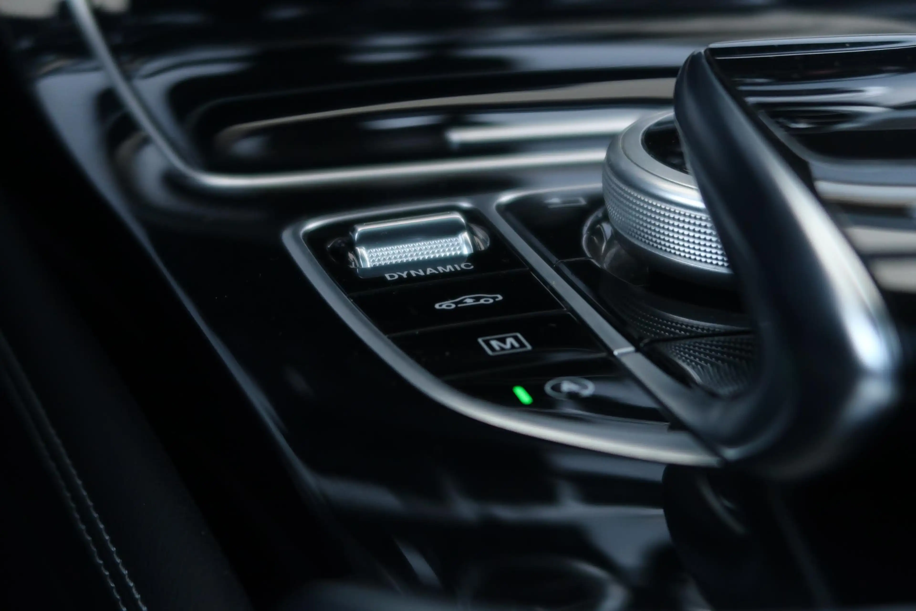 Mercedes-Benz GLC 350 d 4MATIC Premium Plus AMG/ PANO/ AIRM/ MEMORY/ 360 — photo 5
