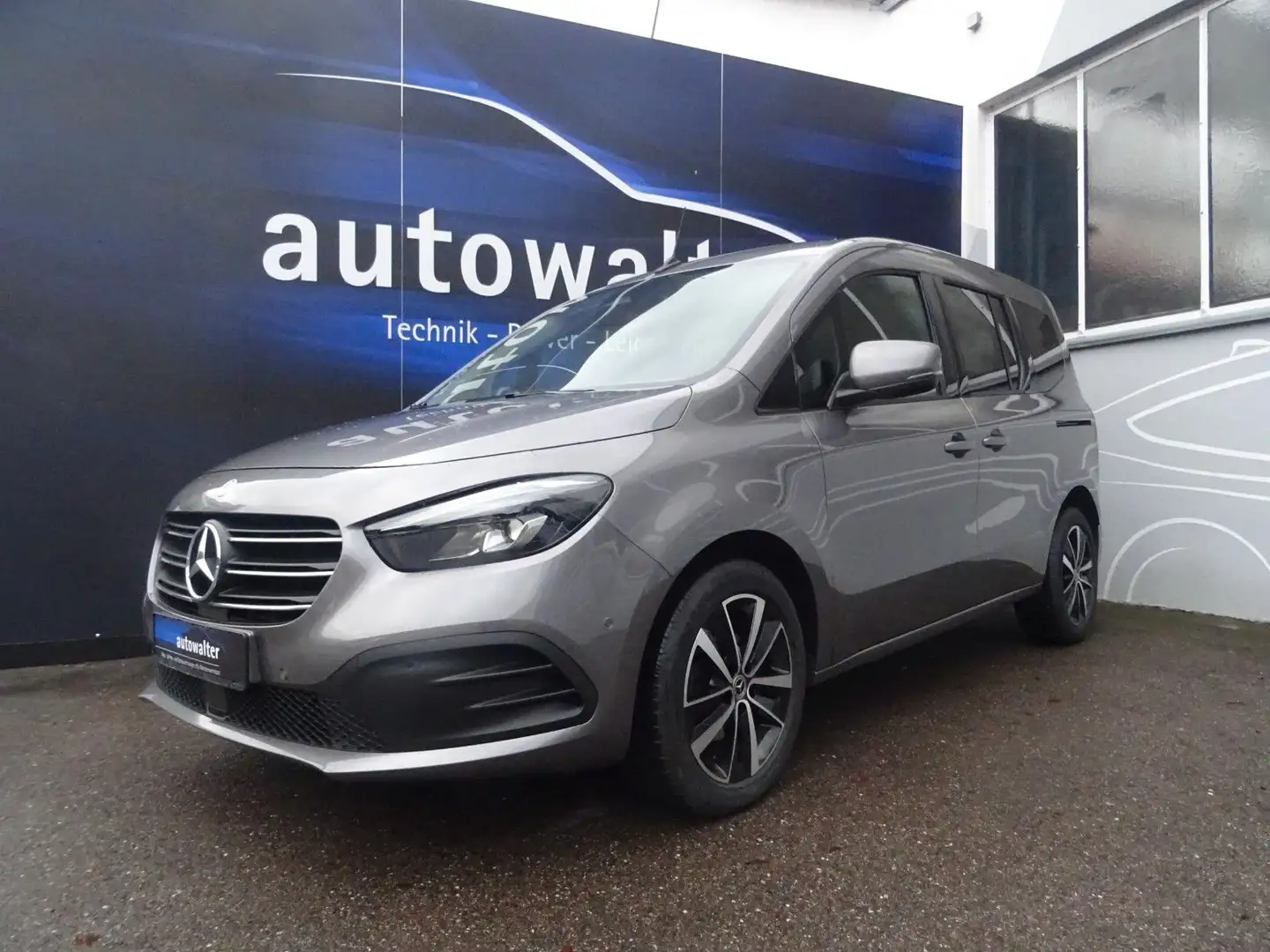 Mercedes-Benz T-Class T -Klasse 180 d standard Edition Grey - 2
