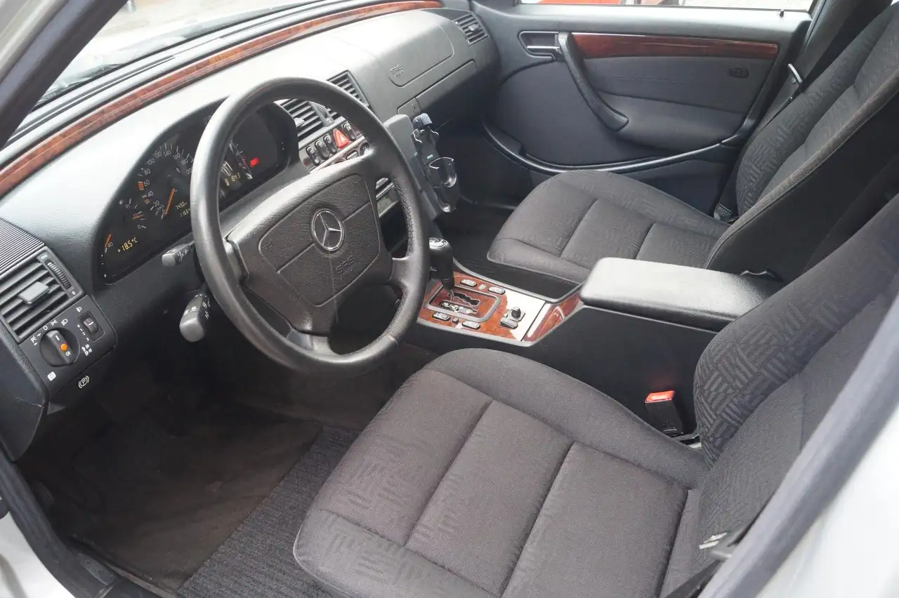 Mercedes-Benz C 180 Elegance +Automatik+Klima+, foto 12