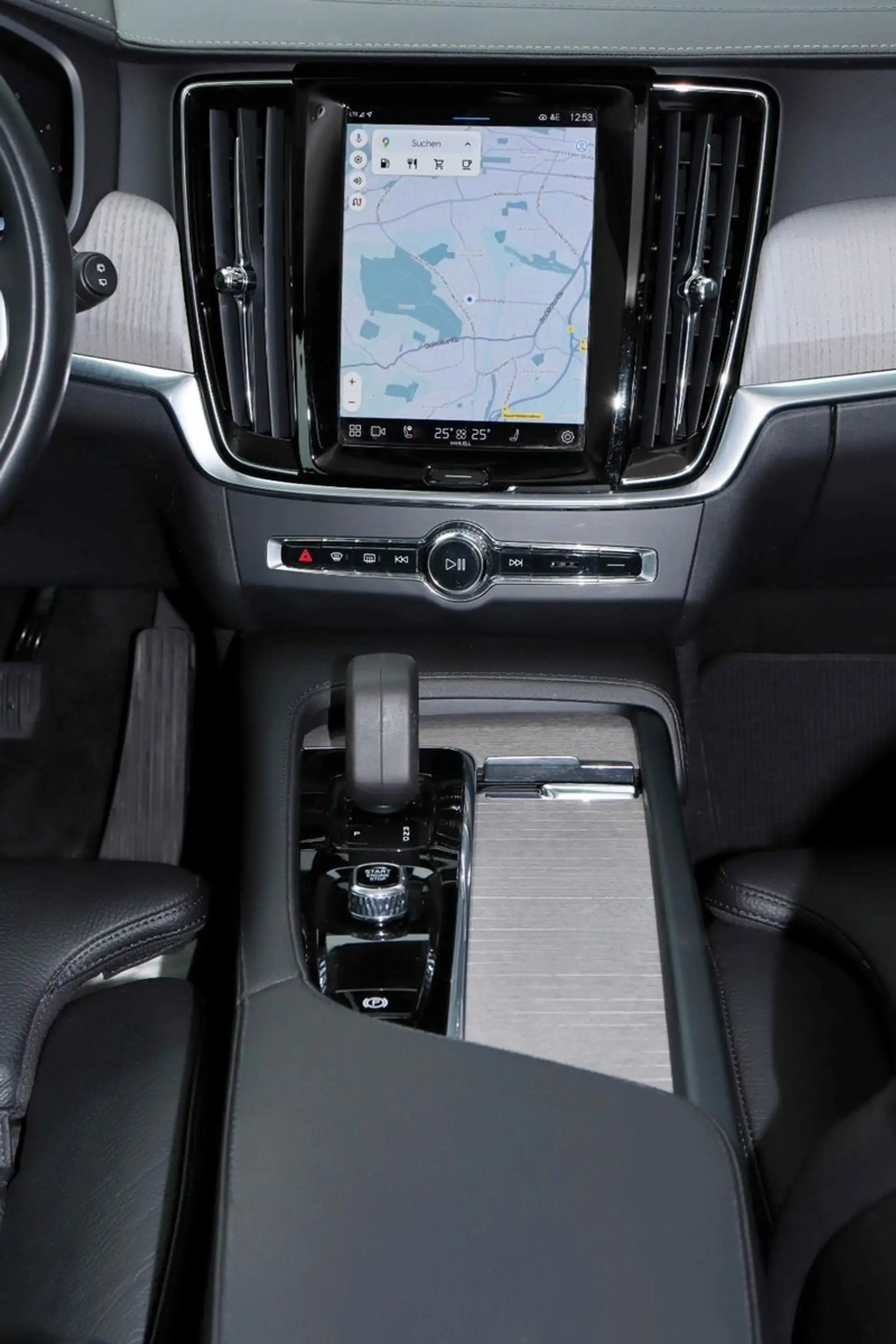 Volvo V90 Cross Country Pro AWD*1.Hd*AHK*8 Räder*235PS — photo 15
