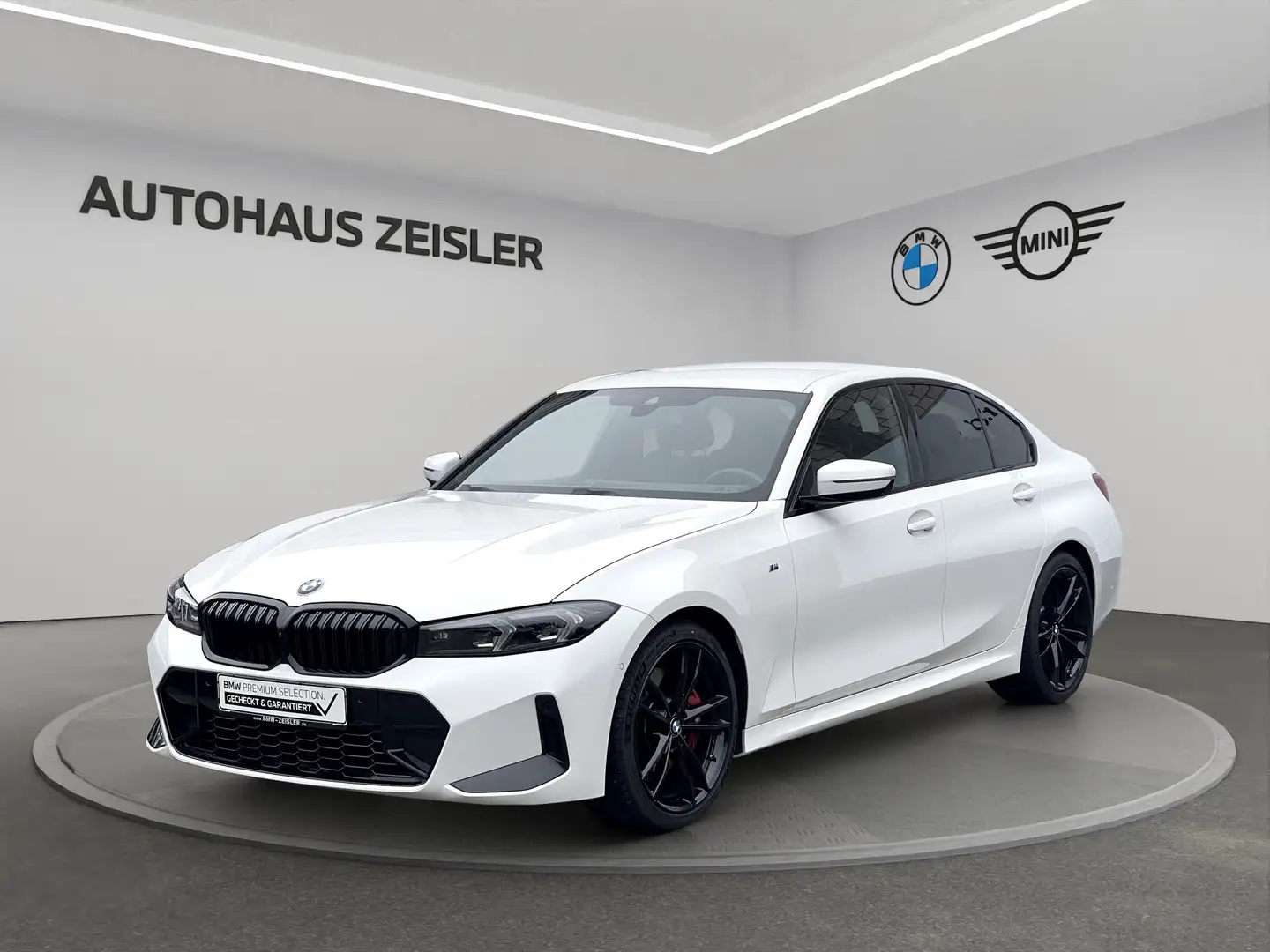 BMW 330 i xDrive Limousine M SPORTPAKET HarmanKardon Weiß - 1