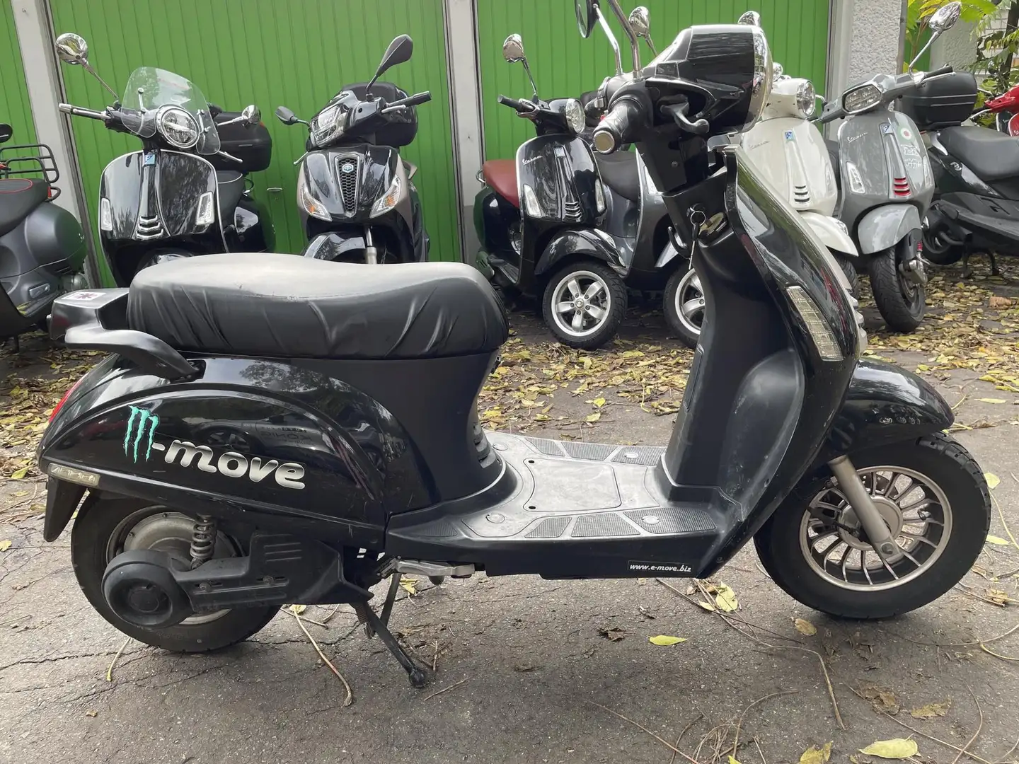 Altro UGBEST VAX E-Roller 45 bis zu 60 Km Reichweite Nero - 1