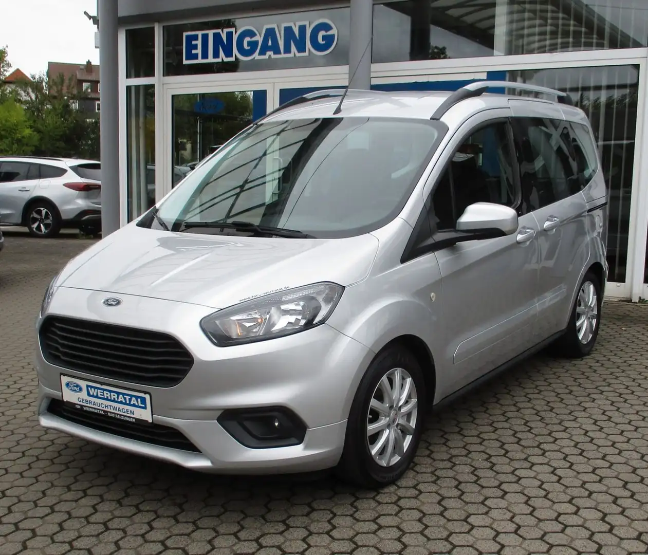 Ford Tourneo Courier Trend / Klimaauto / Winterpaket Silber - 1