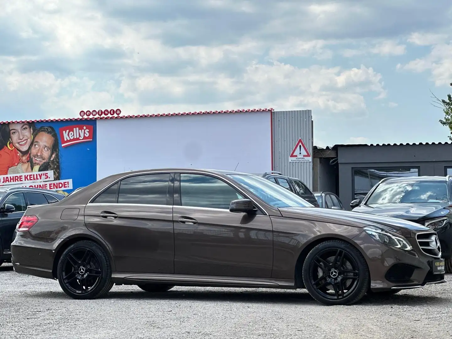 Mercedes-Benz E 350 E 350CDI V6 Aut. 4Matic AMG Paket **Finanzierung** Bruin - 1