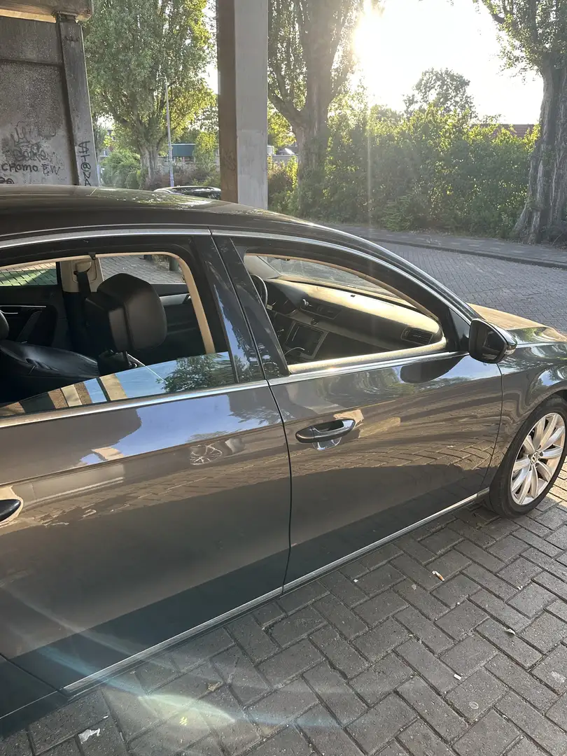 Volkswagen Passat 1.4 TSI High Exec L. Brun - 2