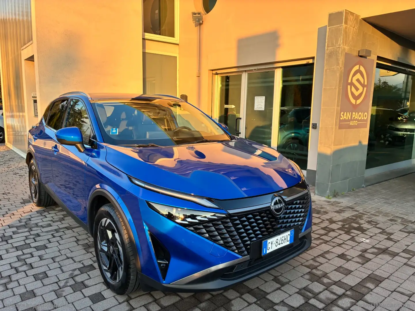 Nissan Qashqai MHEV 158 CV Xtronic N-Connecta Blau - 1