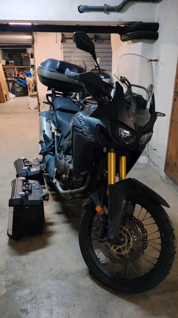 Honda CRF 1000 Fekete - 2