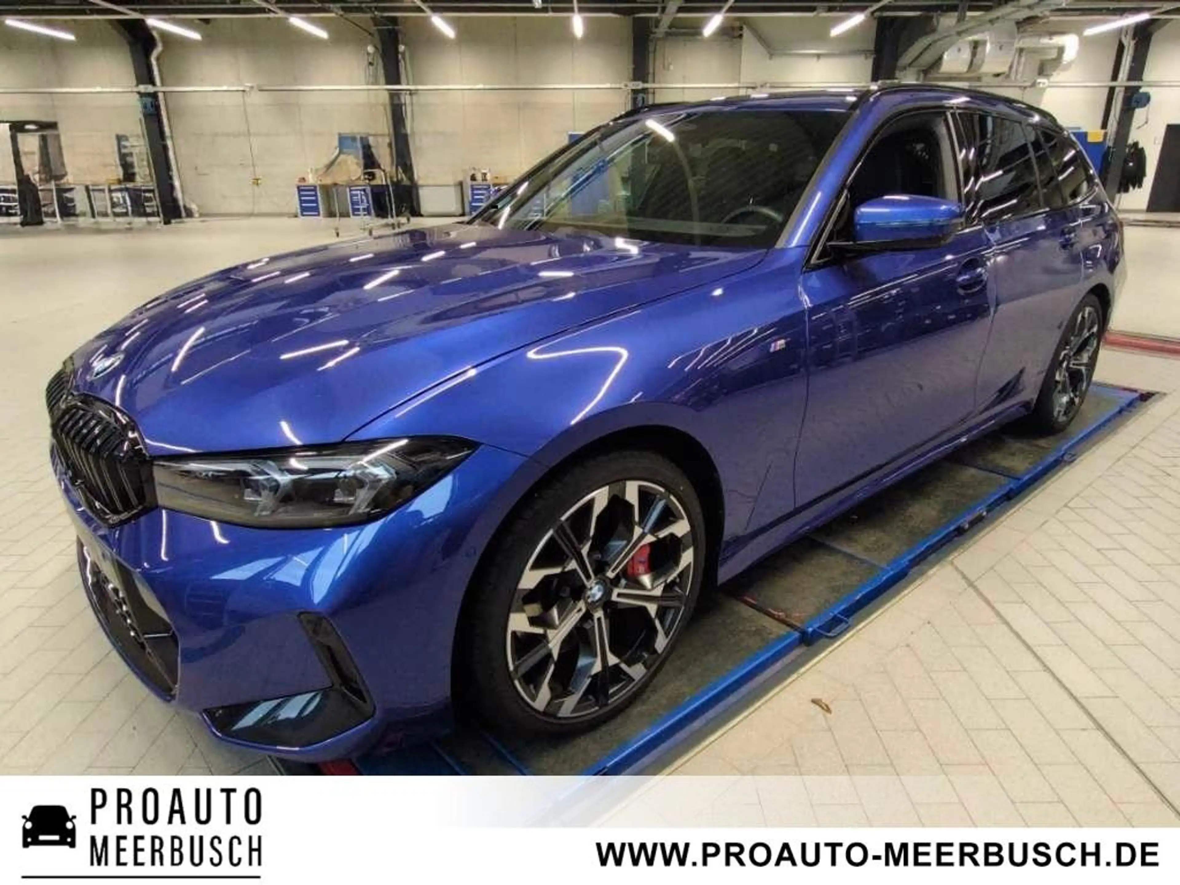 BMW 320 d xDrive M Sport PRO AHK/360°/HUD/KMFRTZGNG/19"