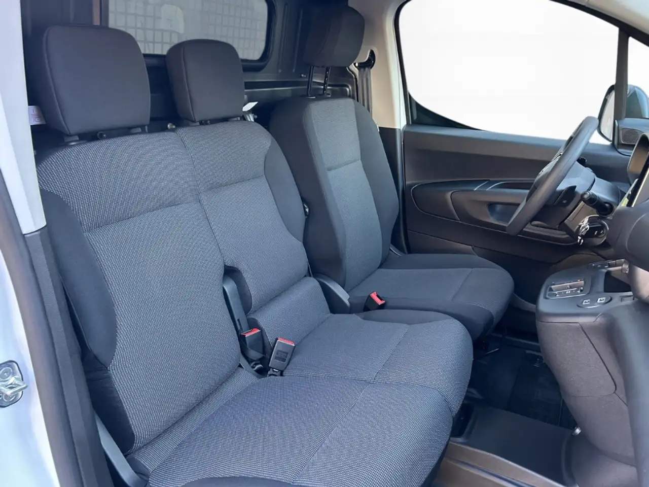 Toyota Proace City L1 Electric Meister 50kWh +Glas hinten 15
