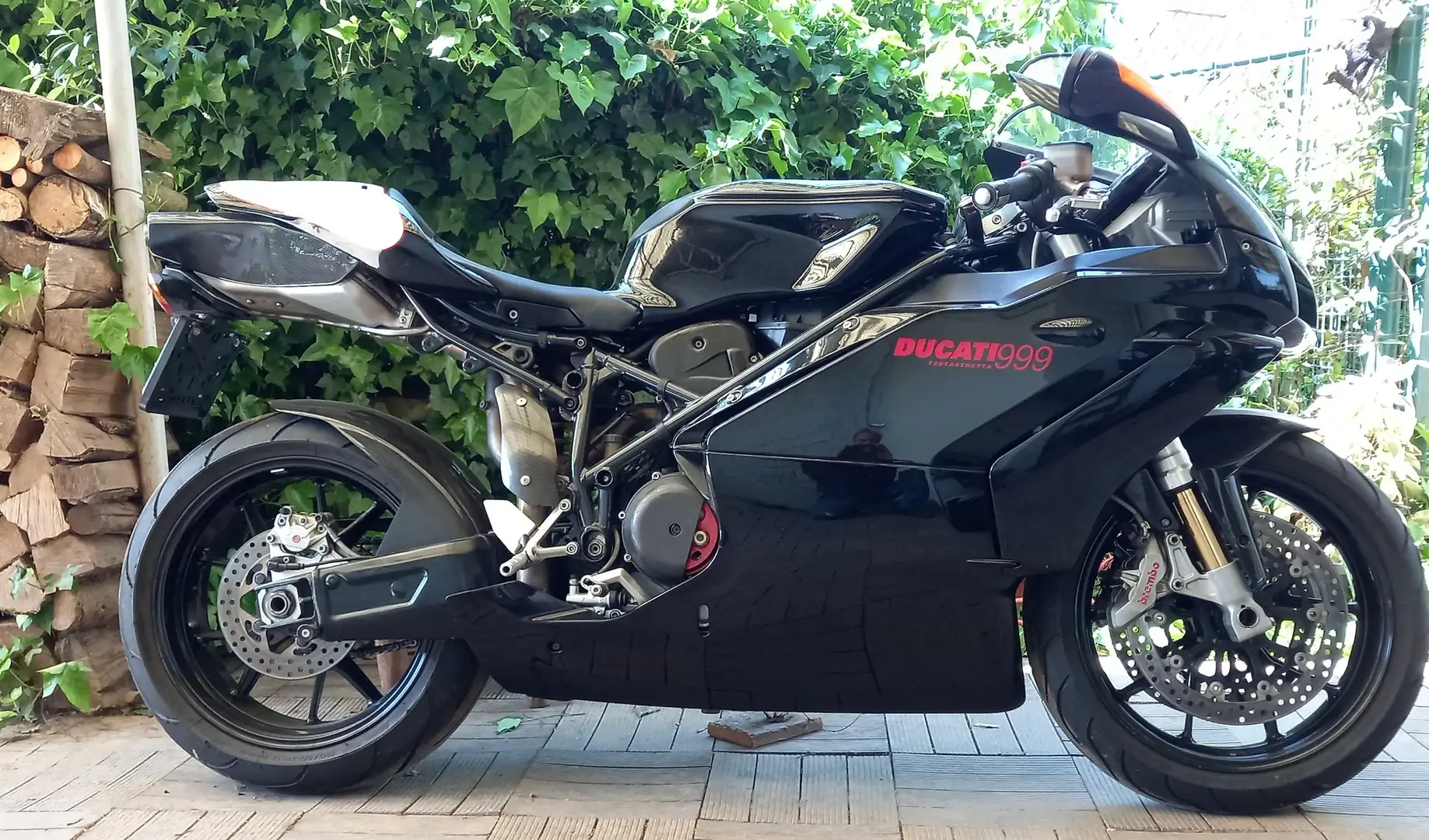 Ducati 999 Testastretta Monoposto  Nero Carbon Czarny - 1