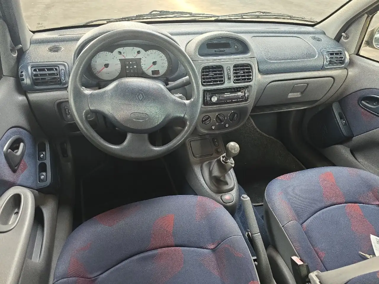 Renault Clio 1.4 Ludo, foto 11