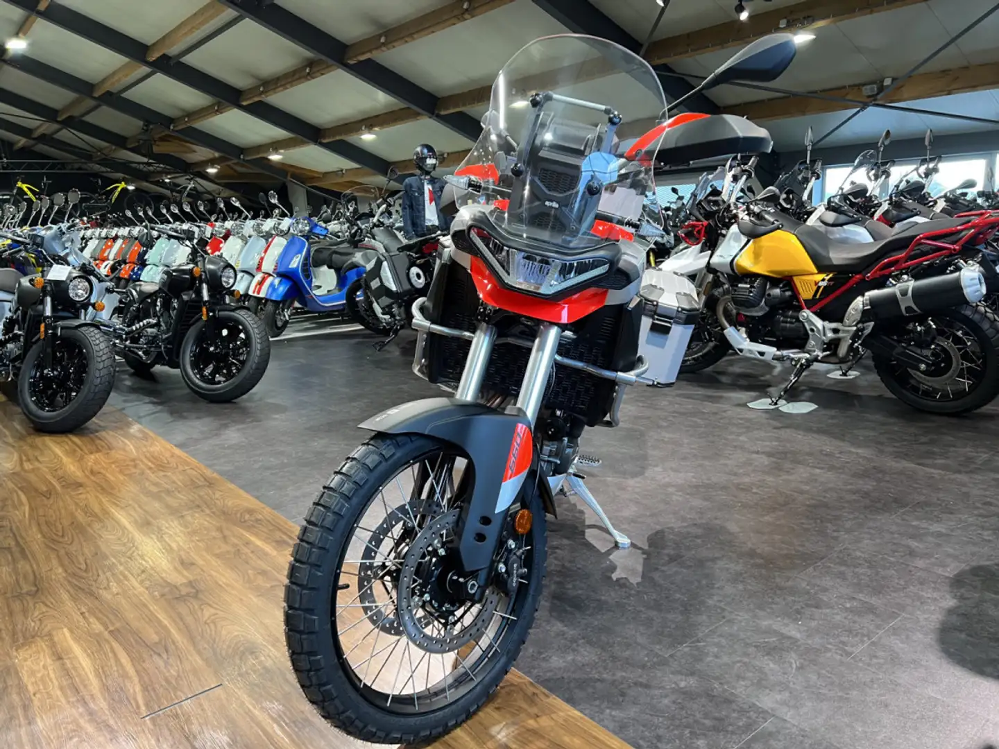 Aprilia Tuareg 660 Martian Red full accessoires!!! Roşu - 2