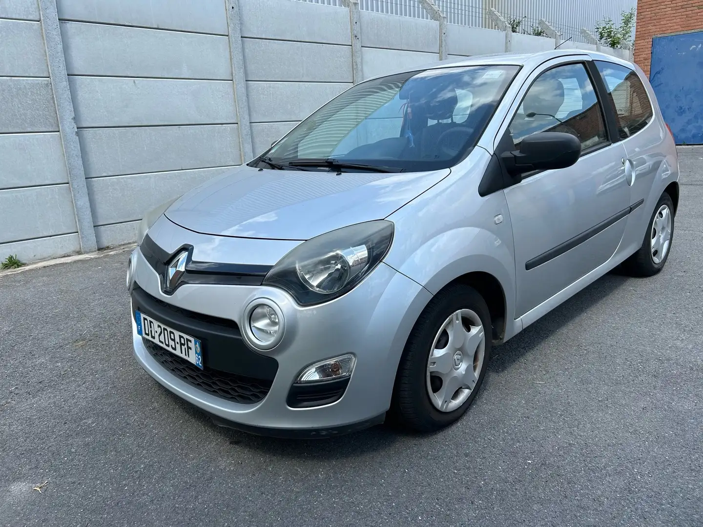 Renault Twingo TWINGO SOCIETE 1.2 16V 75 ECO2 AIR EURO 5 Gris - 1