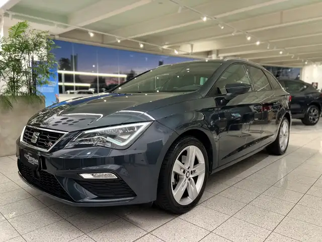 SEAT Leon Sportstourer 1.6 tdi Business 115cv dsg - TETTO!