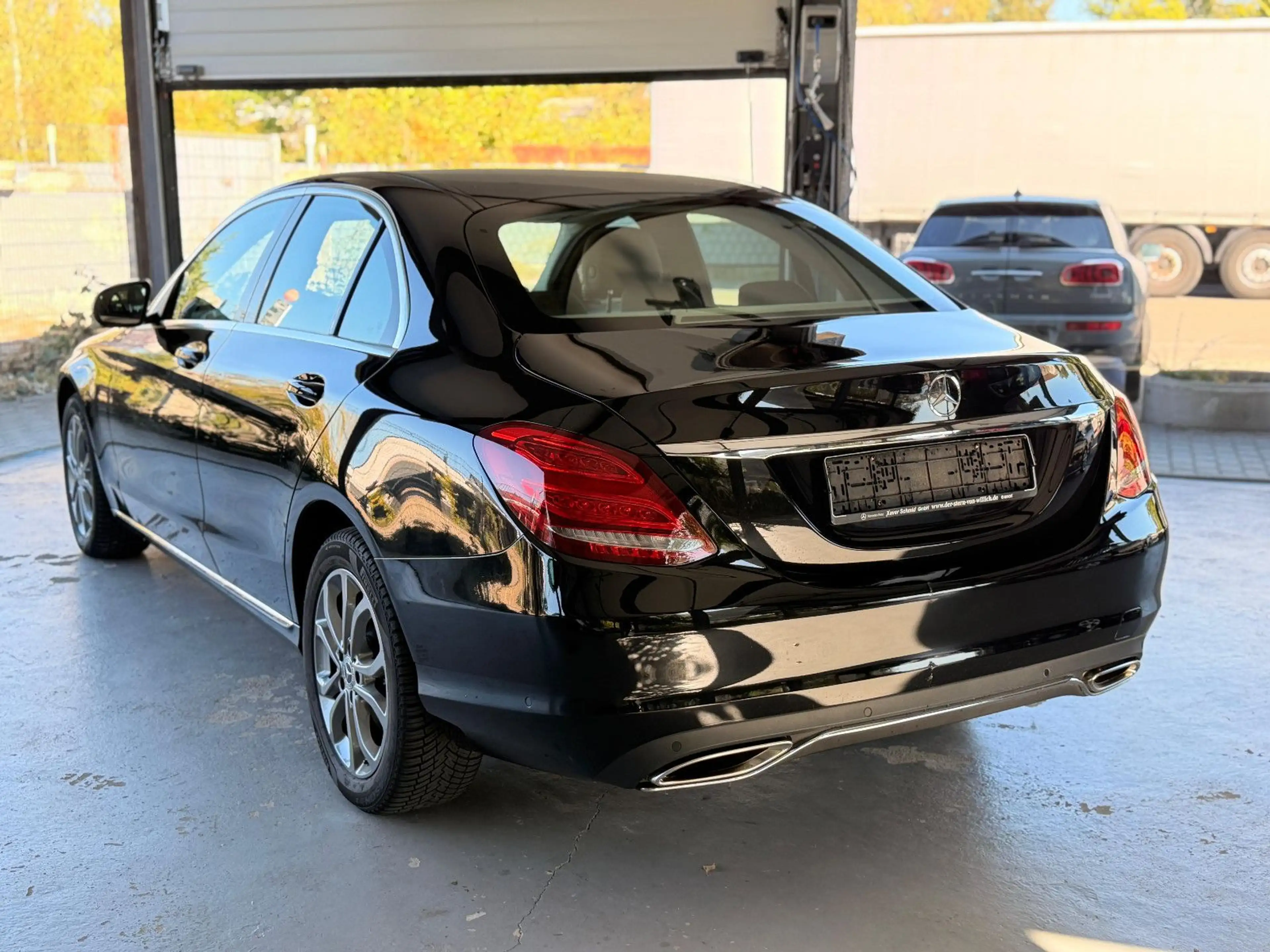 Mercedes-Benz C 400 4Matic-PDC-TEMP-KAMERA-SCHIEBE-AVANTGARDE — photo 6