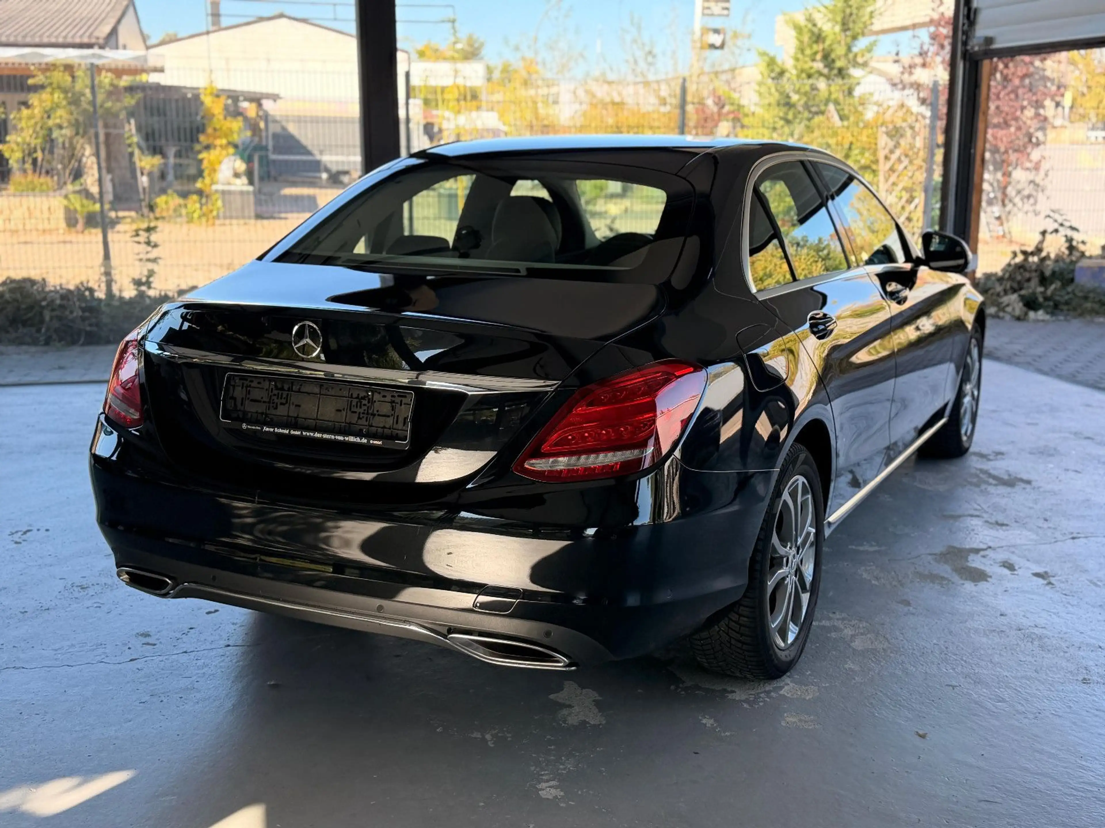 Mercedes-Benz C 400 4Matic-PDC-TEMP-KAMERA-SCHIEBE-AVANTGARDE — photo 8