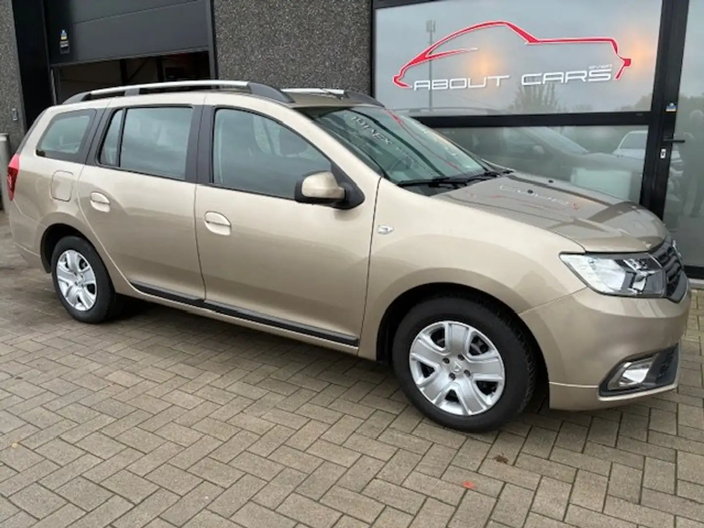 Dacia Logan Logan MCV ** BENZINE ** 1 JAAR GARANTIE ** Barna - 2