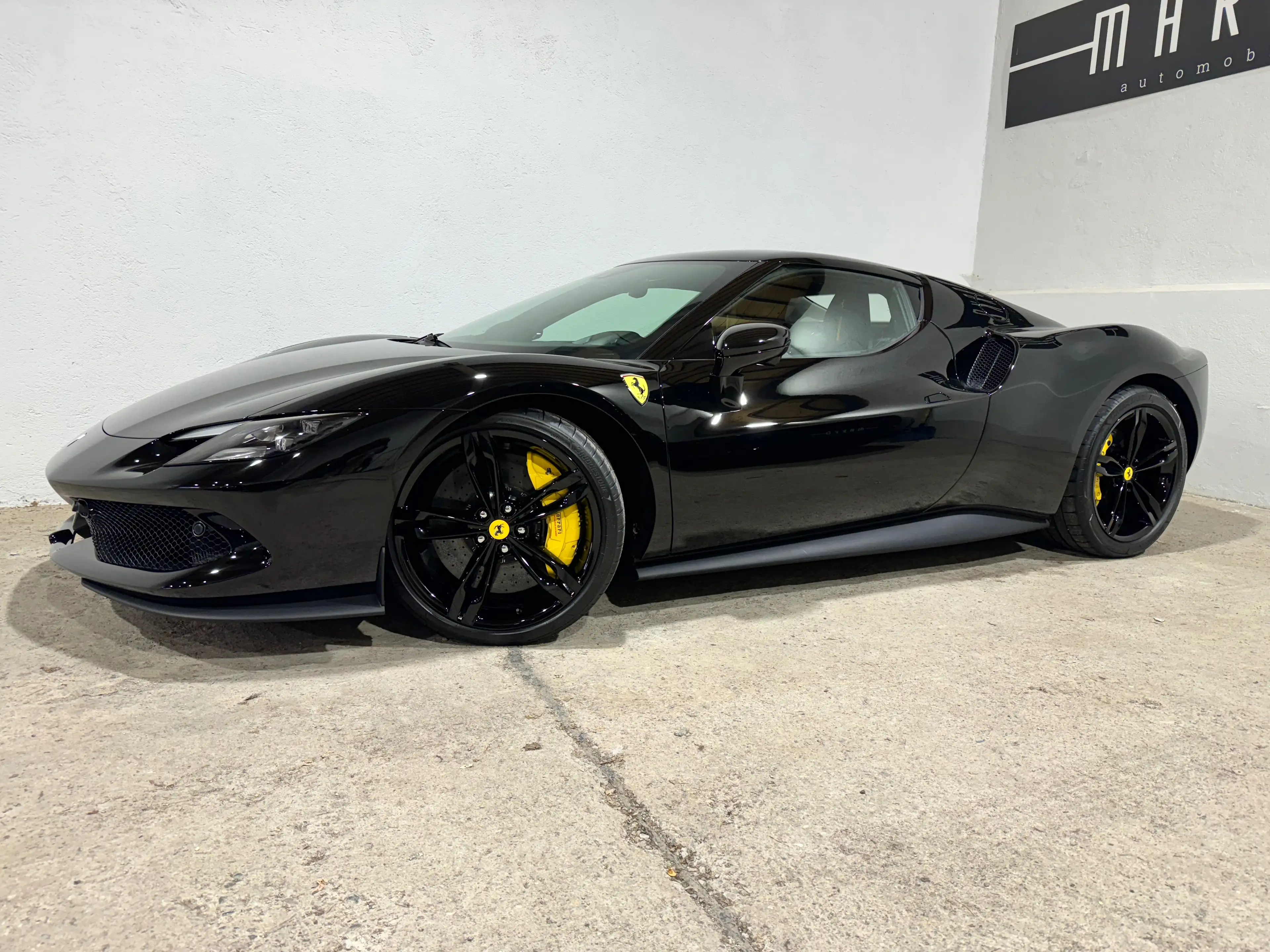 Ferrari 296 GTB Coupe PHEV F1 DCT — photo 10