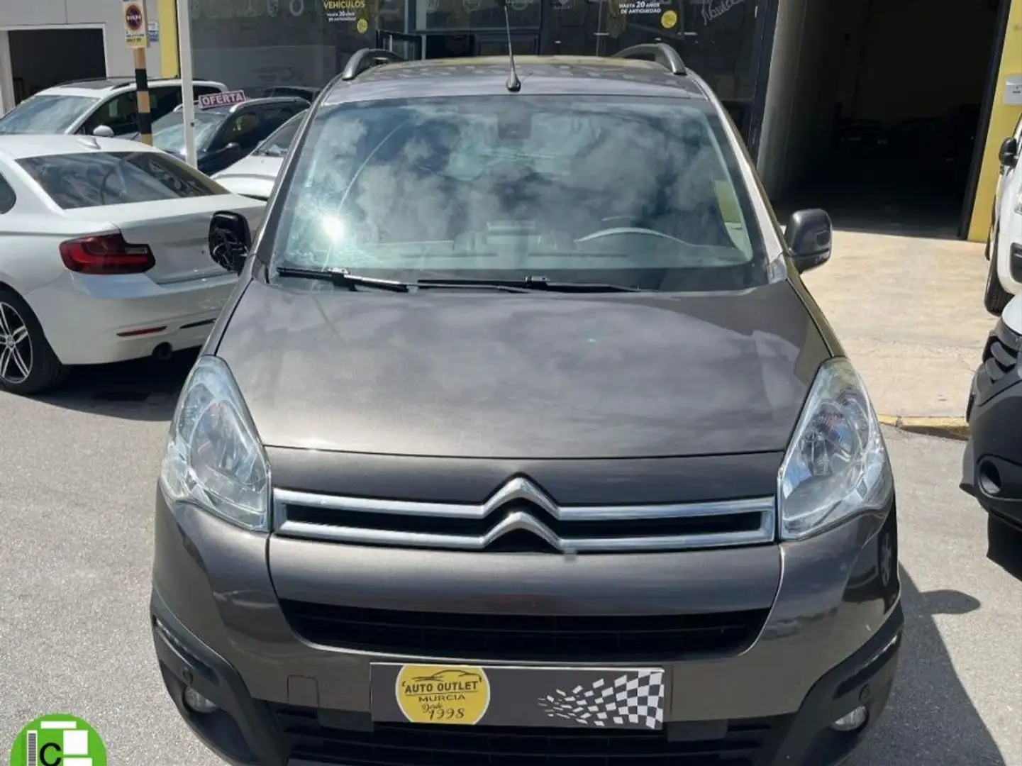 Citroen Berlingo Combi BlueHDi S&S Talla M Shine 100 Gris - 2