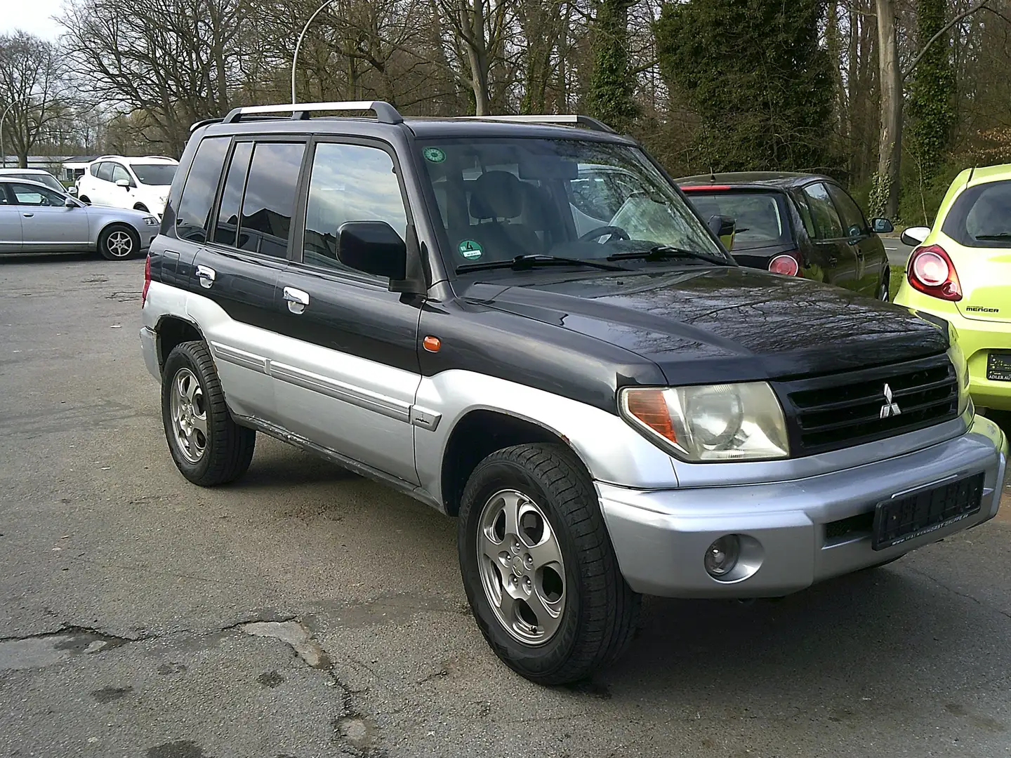 Mitsubishi Pajero Pinin MPI Intense 1800 (5-trg.)  TÜV:06-2026 Schwarz - 1