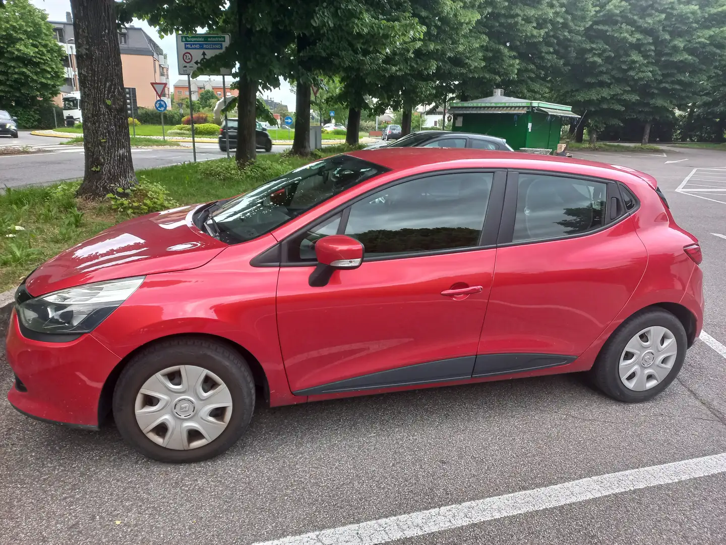 Renault Clio Clio IV 2012 5p 1.2 Live Gpl 75cv Rosso - 2