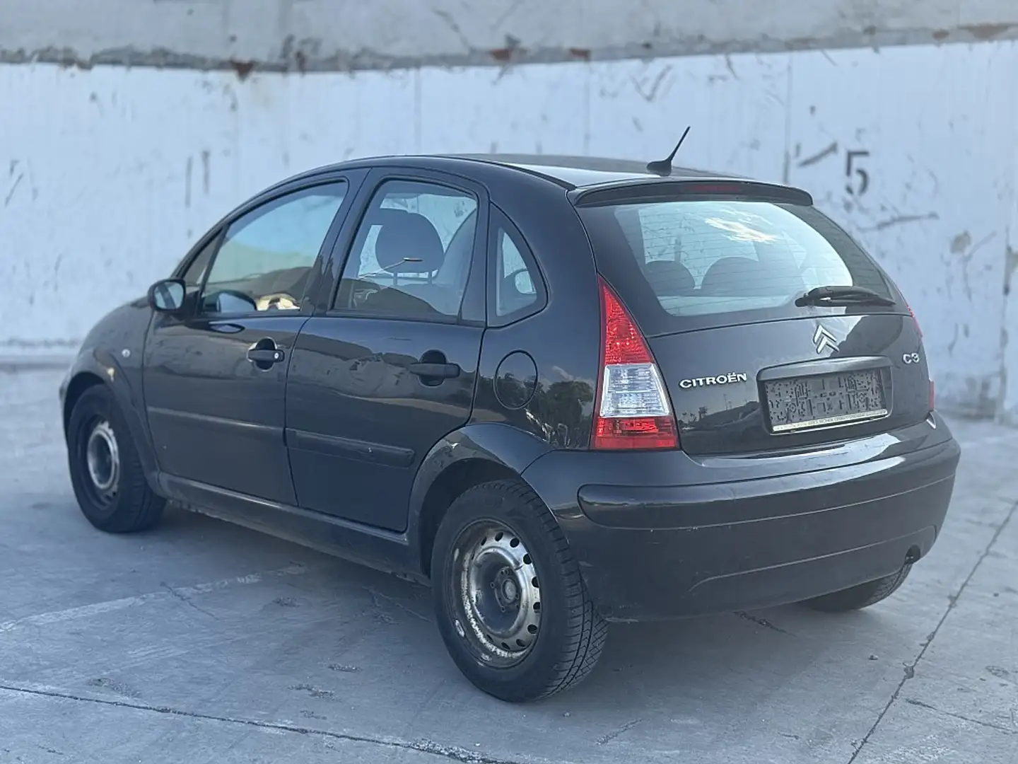 Citroen C3 1,4i First 2 |PICKERL NEU BIS 07/2026| Schwarz - 2