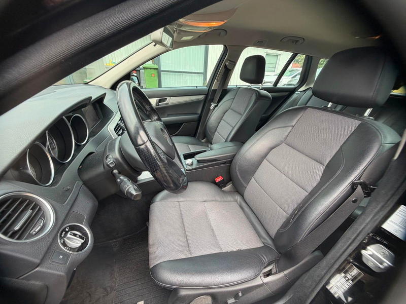 Mercedes-Benz C 250 AVANTGARDE — photo 14