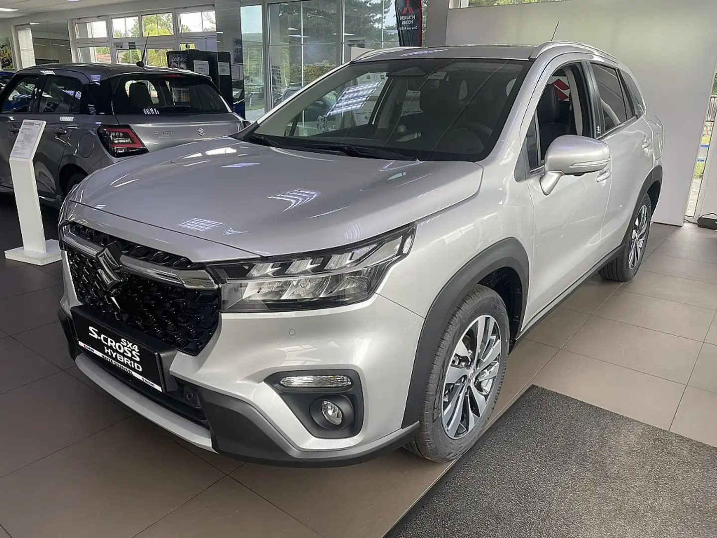 Suzuki S-Cross 1,4 Hybrid ALLGRIP flash Argent - 2