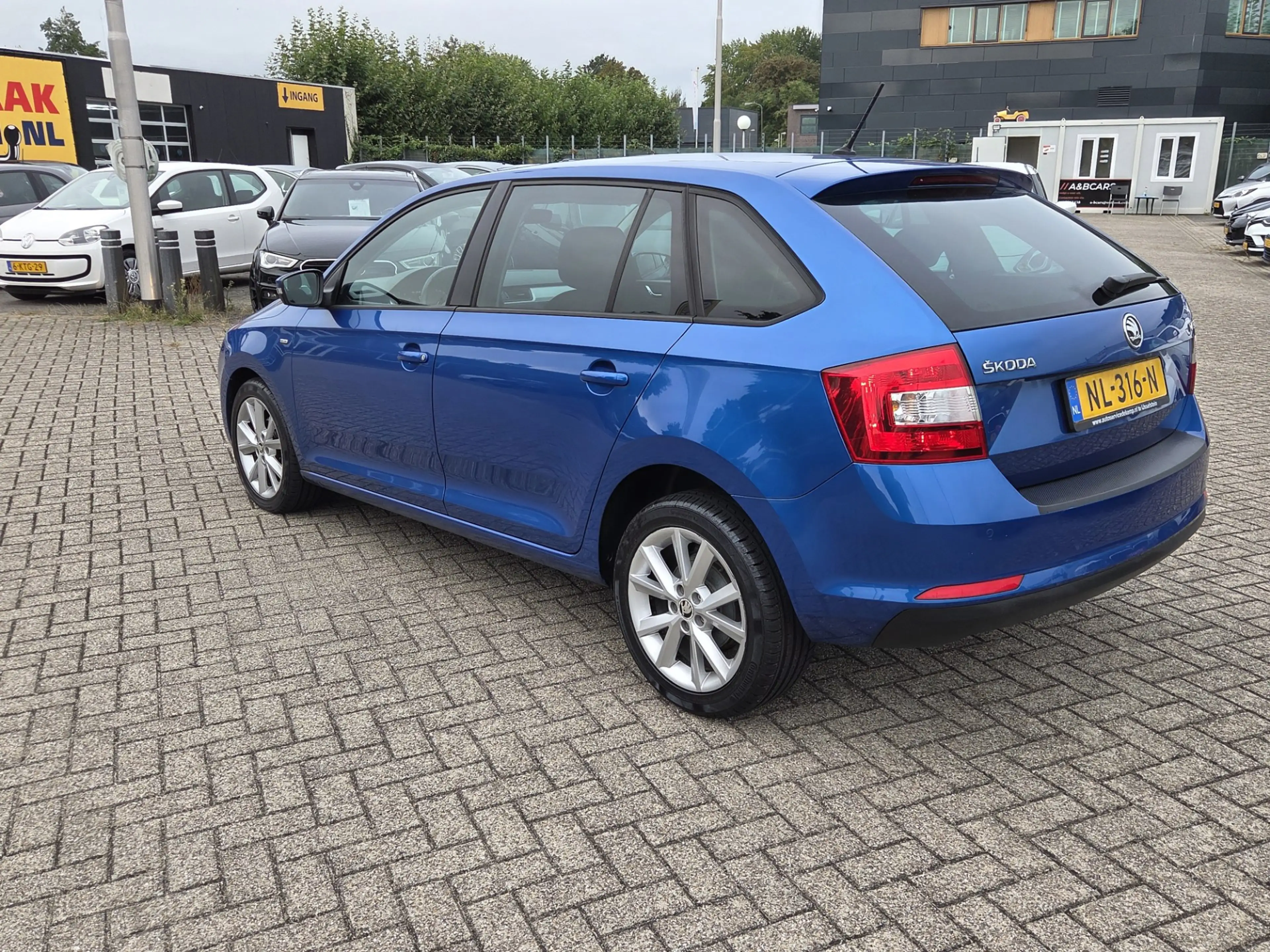 Skoda Rapid/Spaceback 1.2 TSI Greentech Drive/CAMERA/NAVI — photo 28
