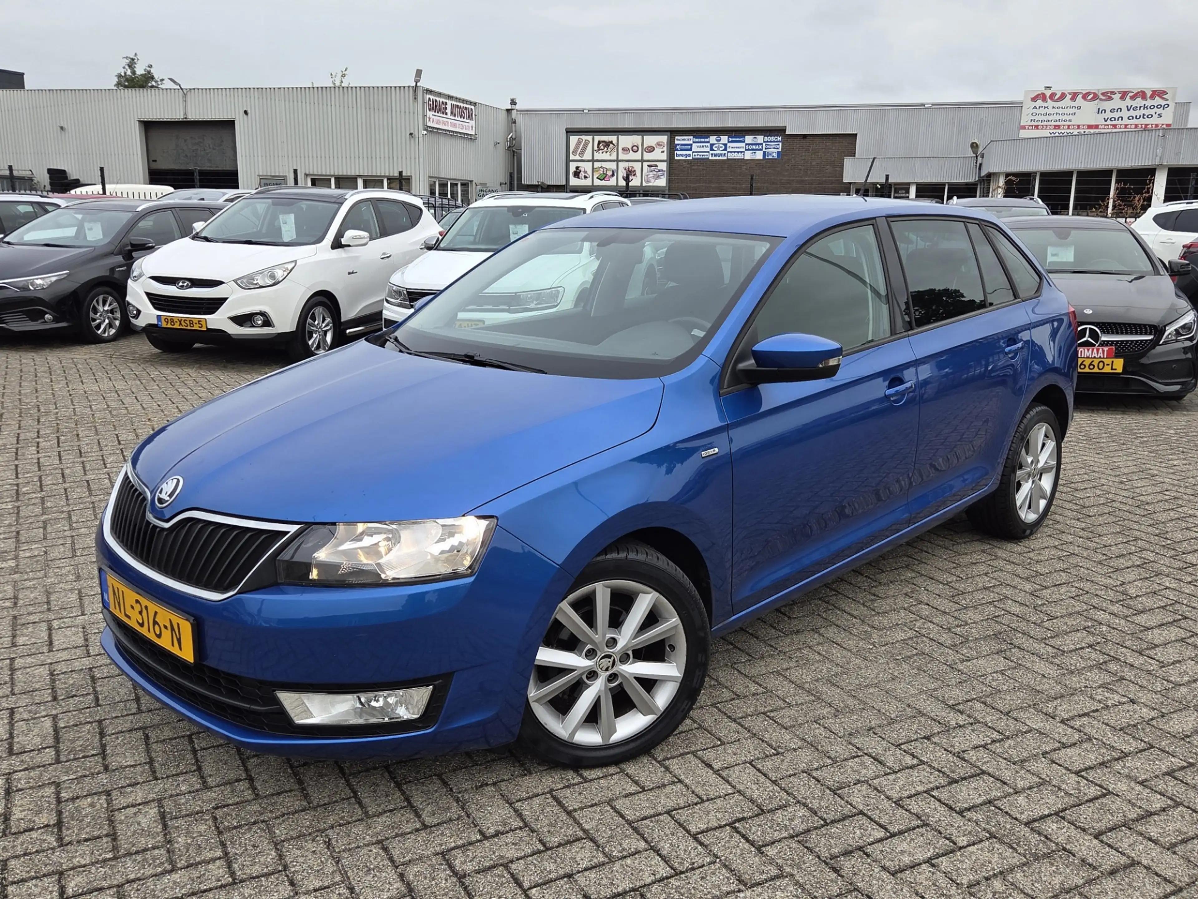 Skoda Rapid/Spaceback 1.2 TSI Greentech Drive/CAMERA/NAVI — photo 32