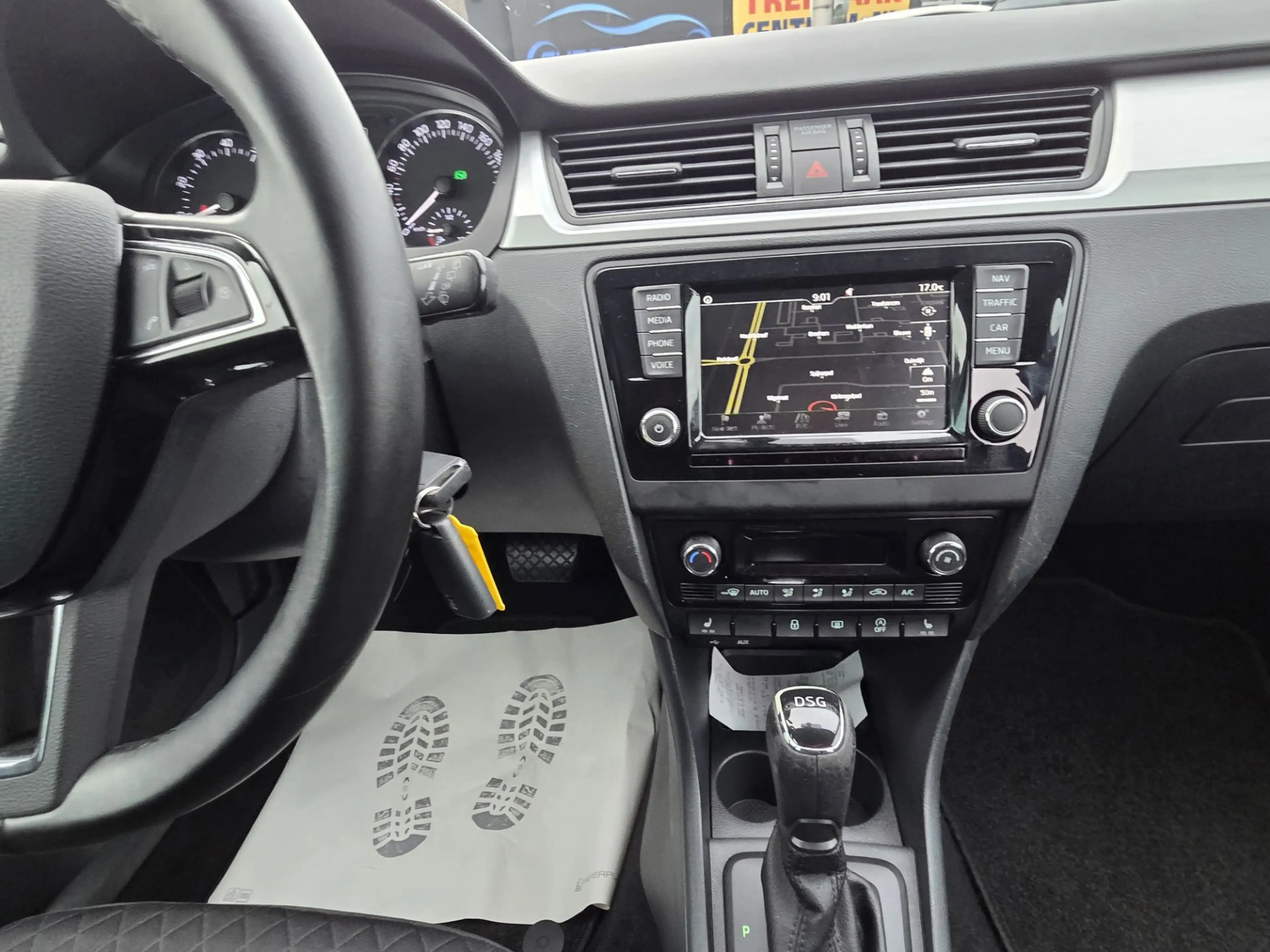 Skoda Rapid/Spaceback 1.2 TSI Greentech Drive/CAMERA/NAVI — photo 12