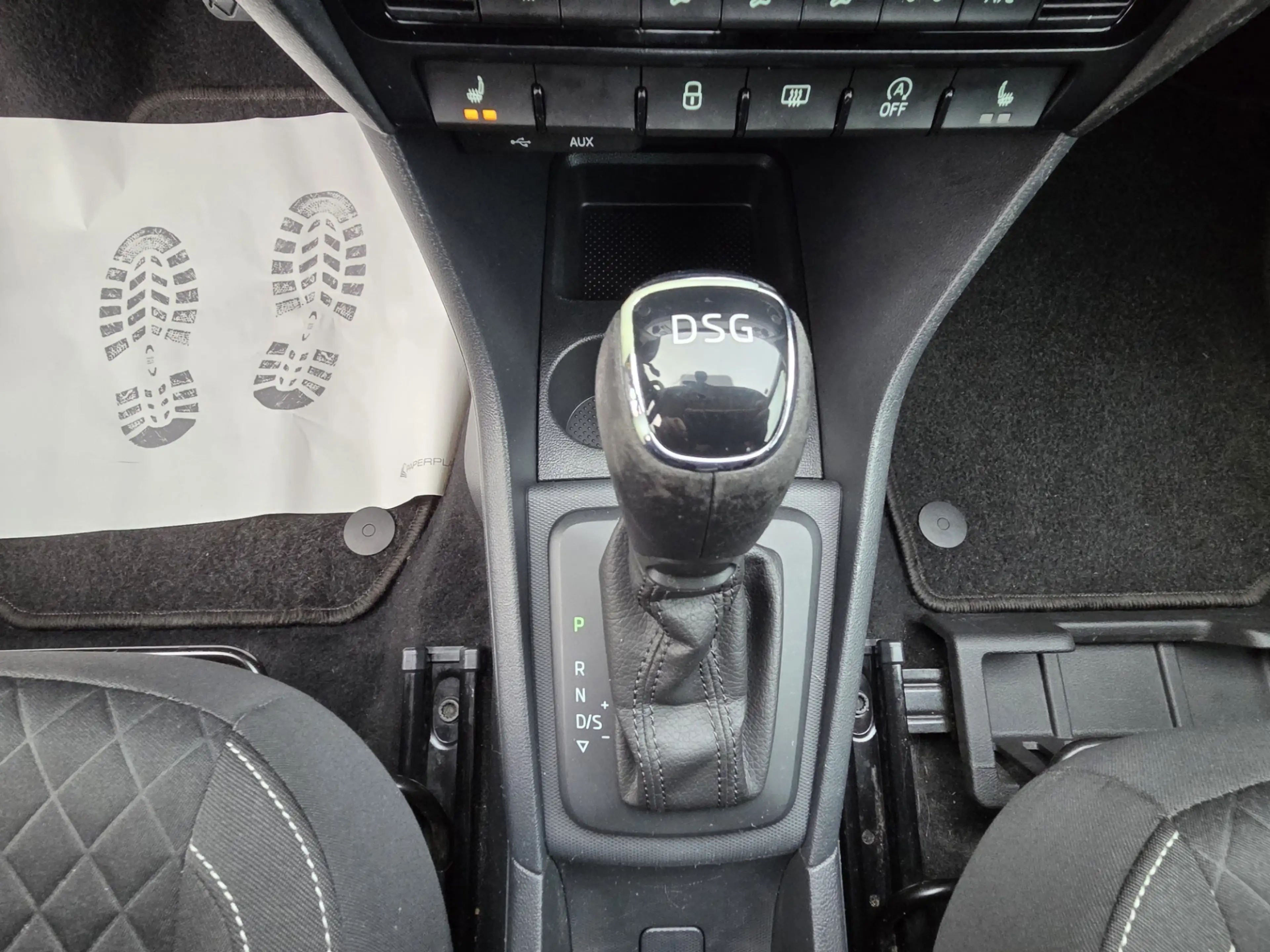 Skoda Rapid/Spaceback 1.2 TSI Greentech Drive/CAMERA/NAVI — photo 16