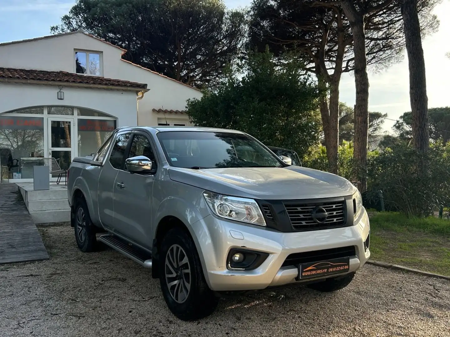 Nissan NP300 NAVARA 2.3 DCI 160 KING CAB N-CONNECTA / 3ÈME MAIN ORIGINE FRANCE / ENTRETIEN À JOUR Gris - 1