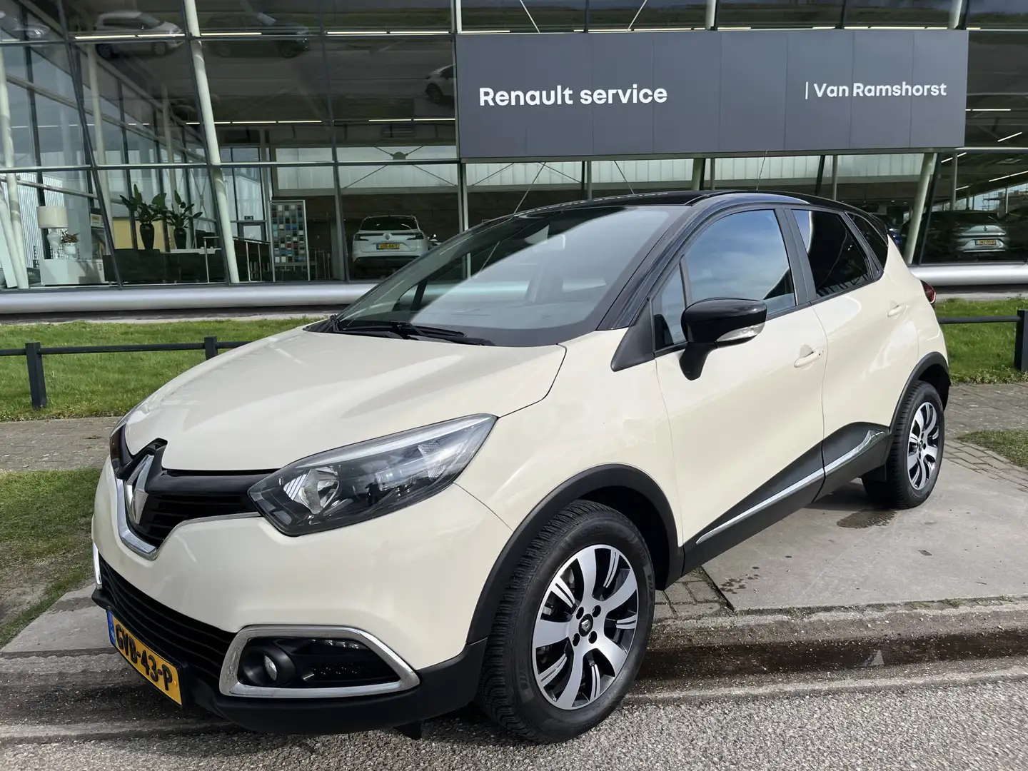 Renault Captur 1.2 TCe Expression / Automaat / Stoelverw. / Keyle Beige - 1