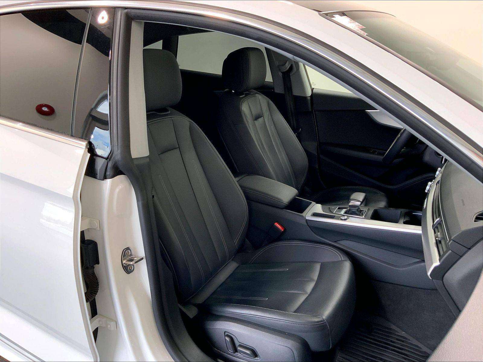 2020 Audi A5 Progressiv, Navigation, Rear View Camera! thumb 34