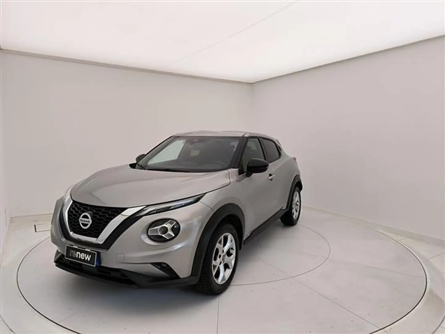 Nissan Juke 1.0 DIG-T 114cv N-Connecta DCT siva - 2